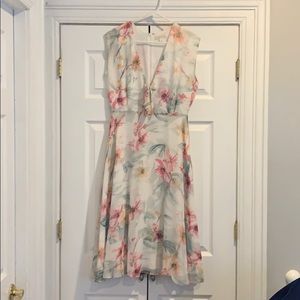 Yumi Kim Size small floral dress